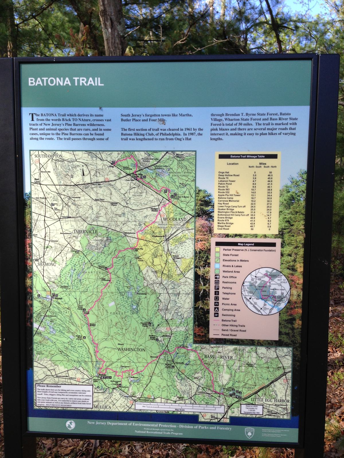 Wooden descriptive sign for the Batona Trail at the forest headquarters